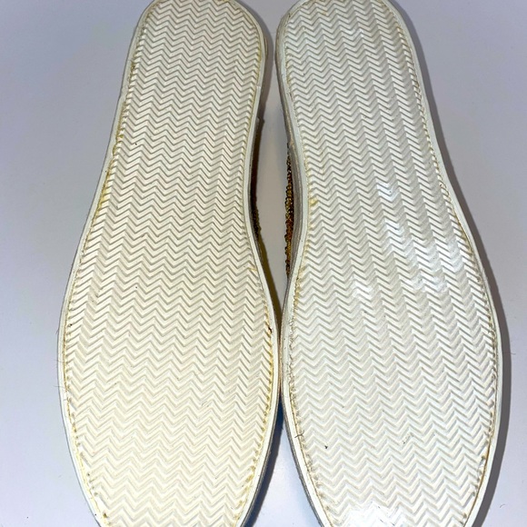 Steve Madden. Gold sequins boat shoes. - Picture 6 of 6